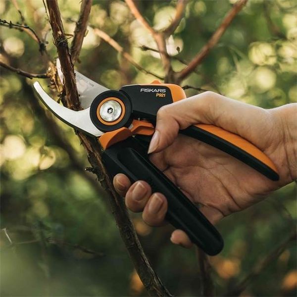 Секатор Fiskars X-series P921 M (1057173) mx.4.6.8 фото