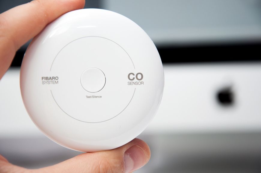 Датчик (сповіщувач) газу для розумного будинку Fibaro CO Sensor White (FGCD-001) n.3.2.5.2 фото